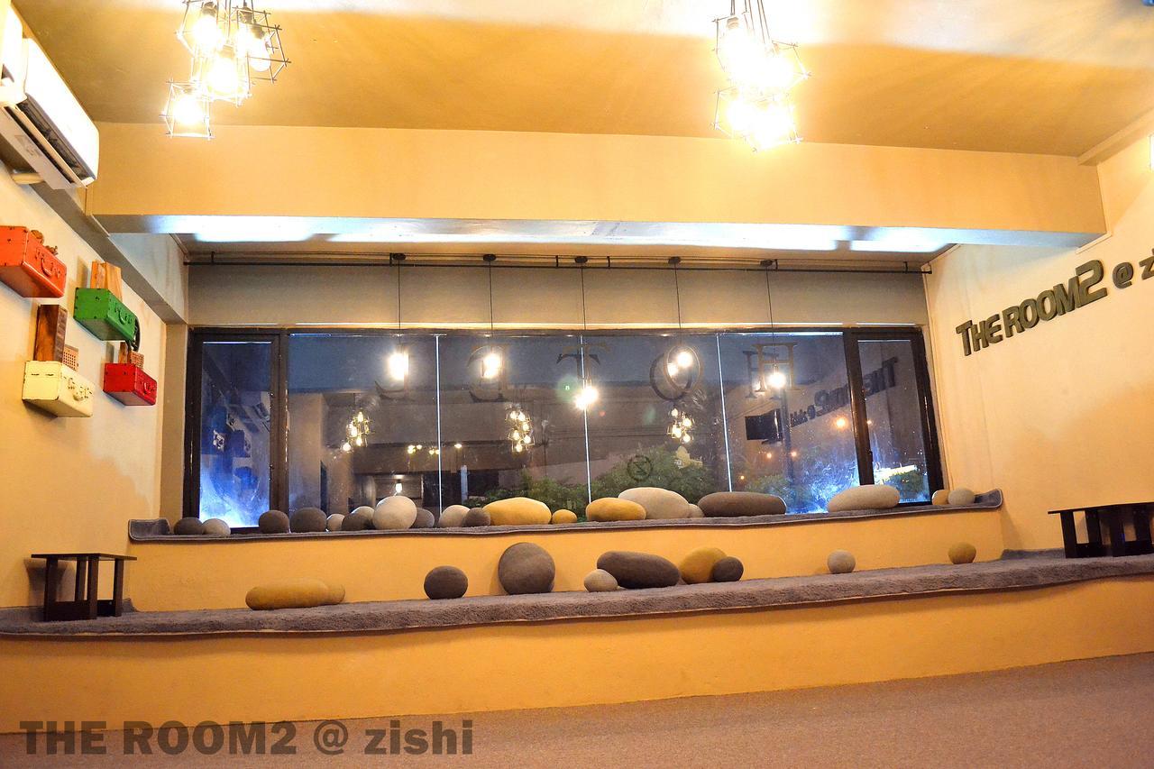 The Room2 @ Zishi Kota Bharu Exterior photo